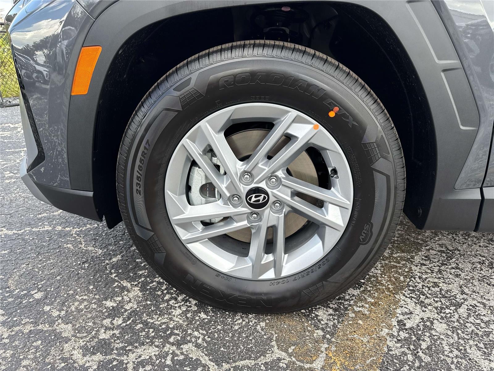 2026 Hyundai TUCSON SE FWD