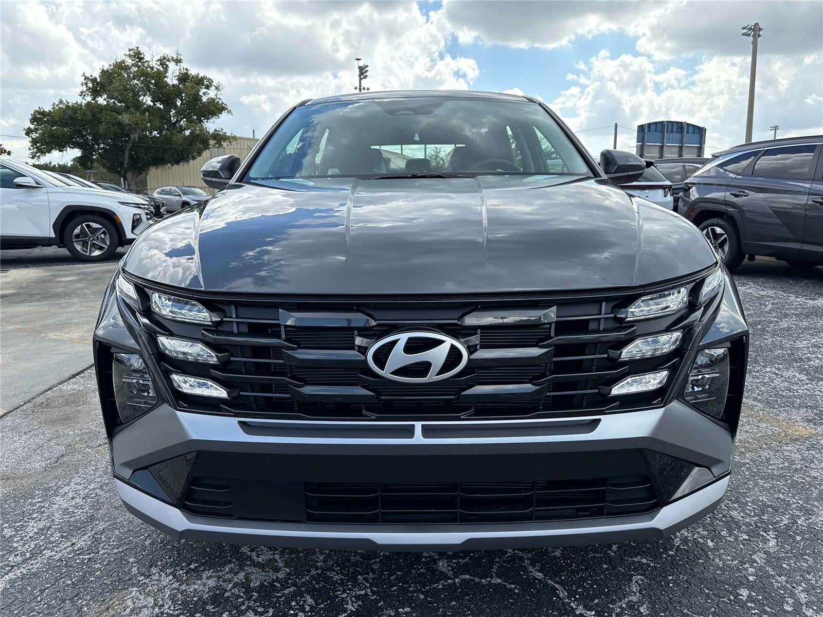 2026 Hyundai TUCSON SE FWD