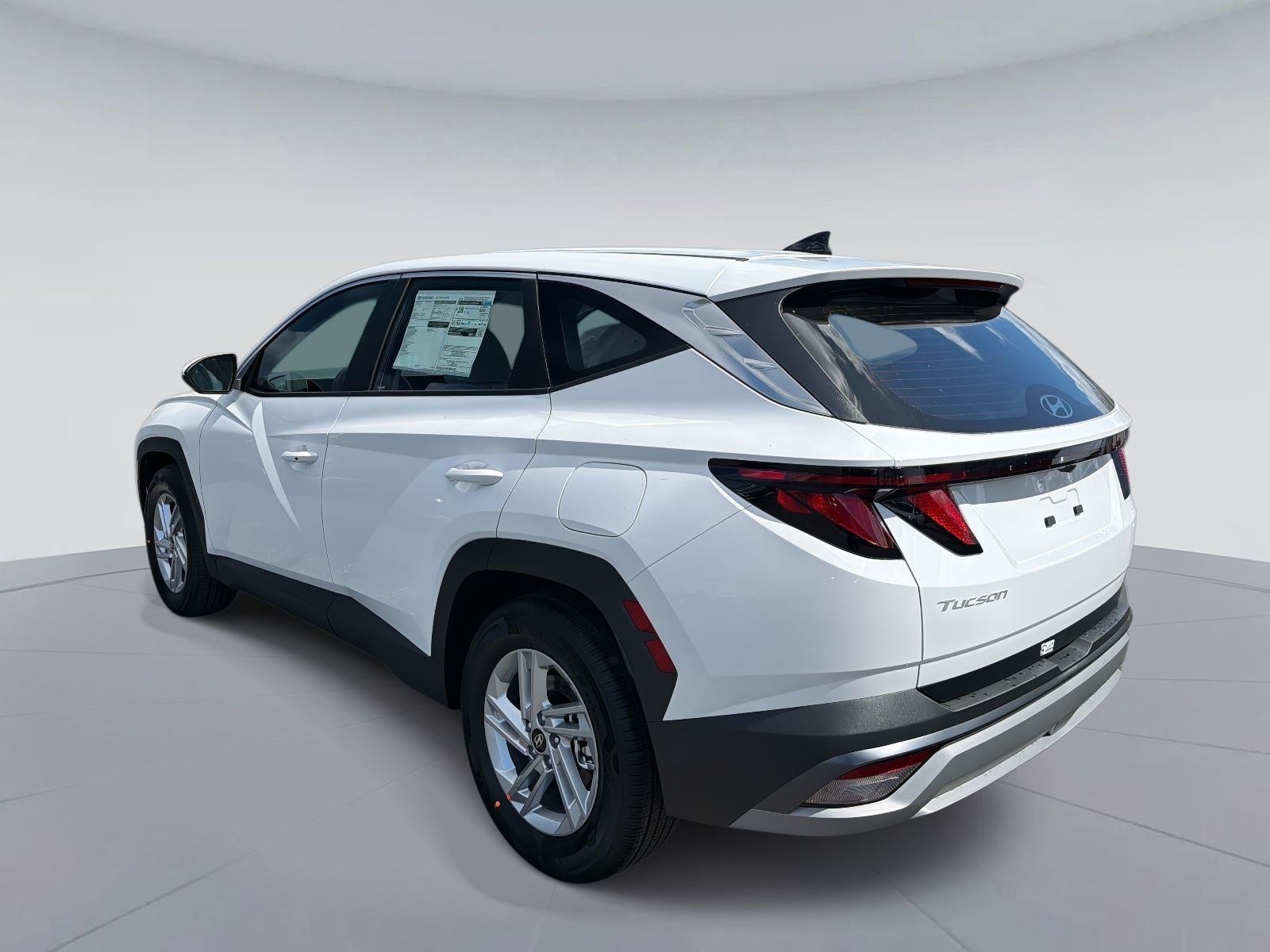 2026 Hyundai TUCSON SE FWD