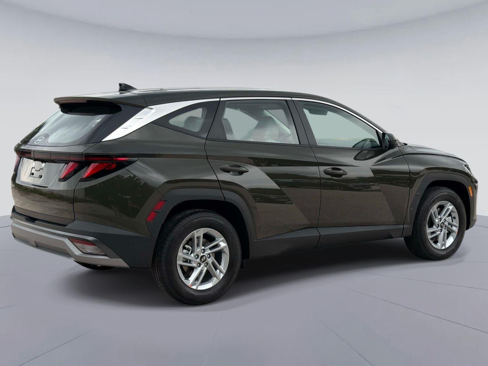 2026 Hyundai TUCSON SE FWD