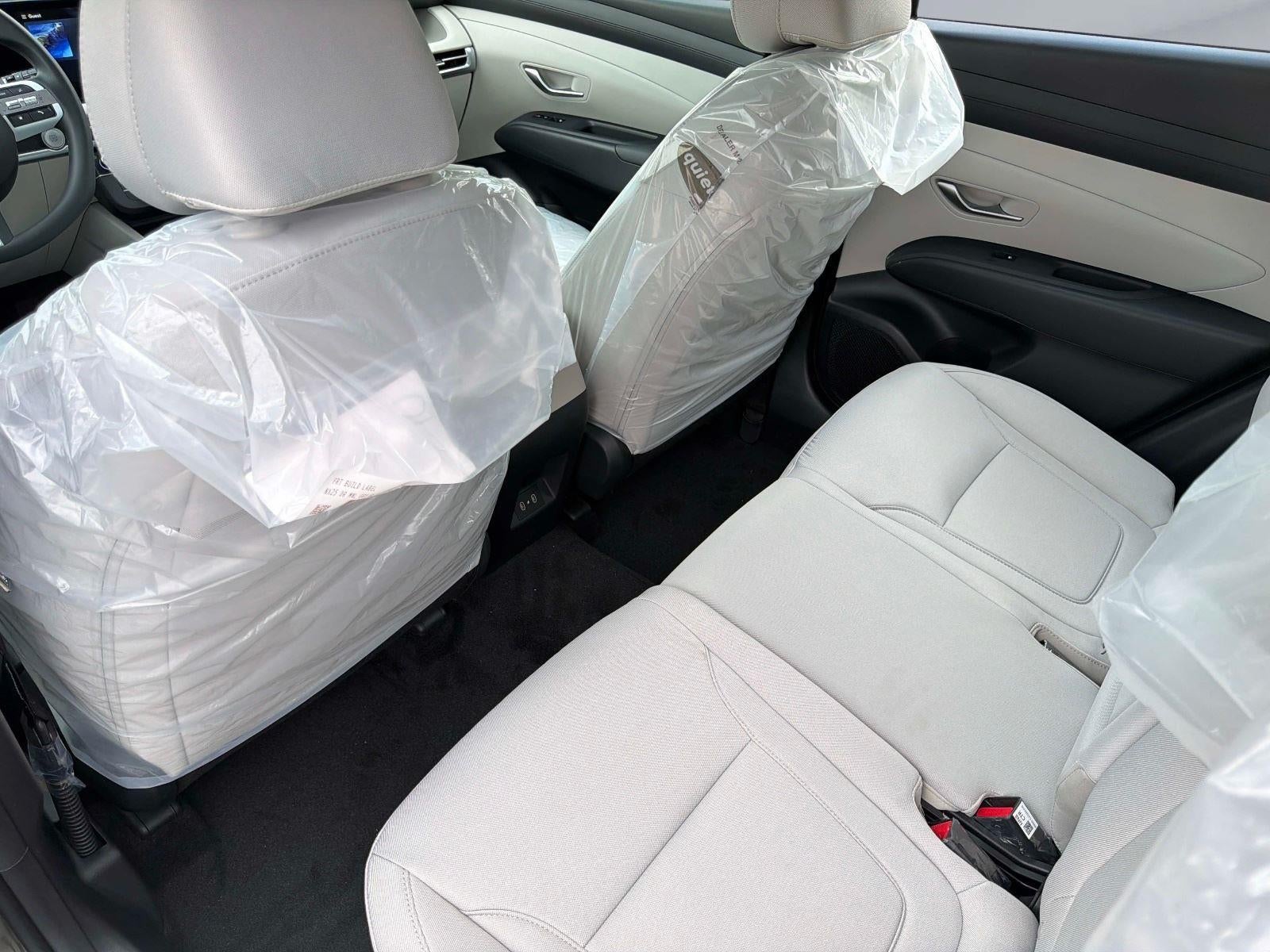 2026 Hyundai TUCSON SE FWD