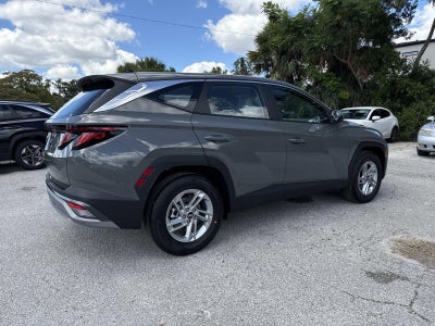 2026 Hyundai TUCSON SE FWD
