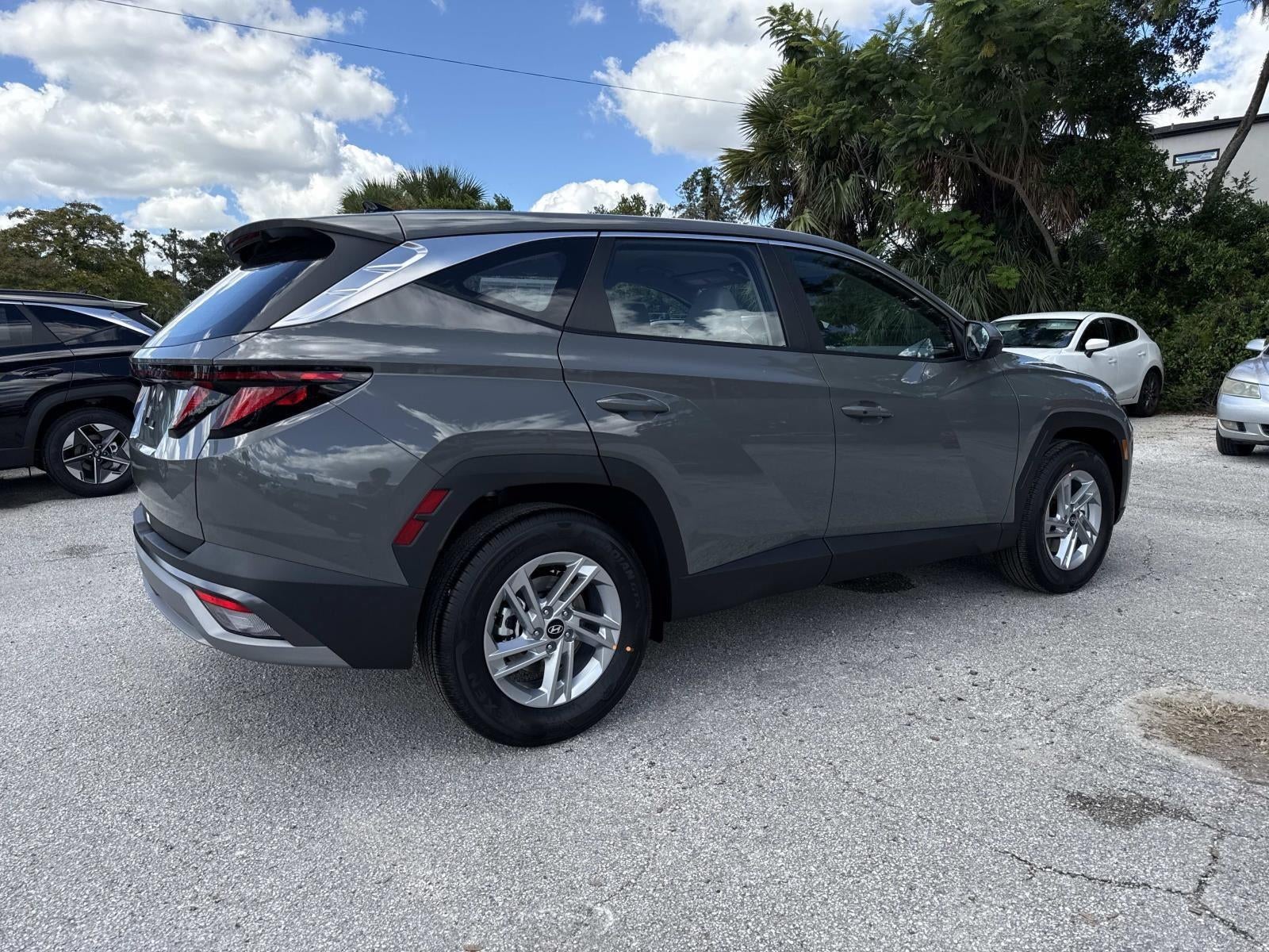 2026 Hyundai TUCSON SE FWD