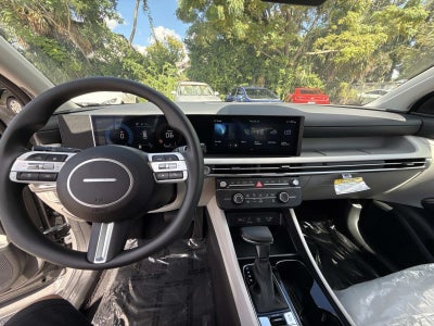 2026 Hyundai TUCSON SE FWD