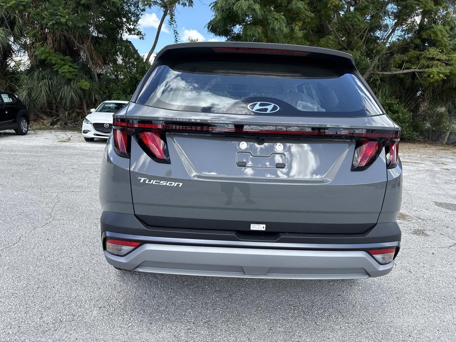 2026 Hyundai TUCSON SE FWD