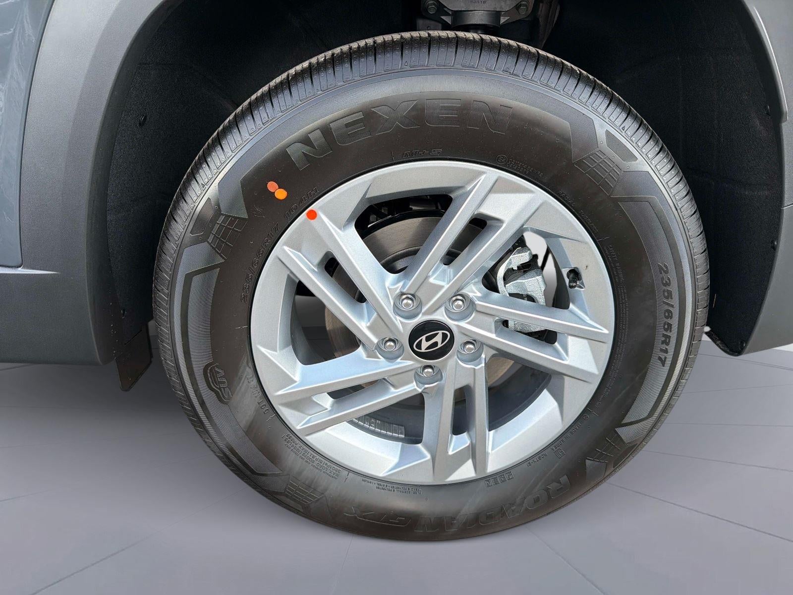 2026 Hyundai TUCSON SE FWD