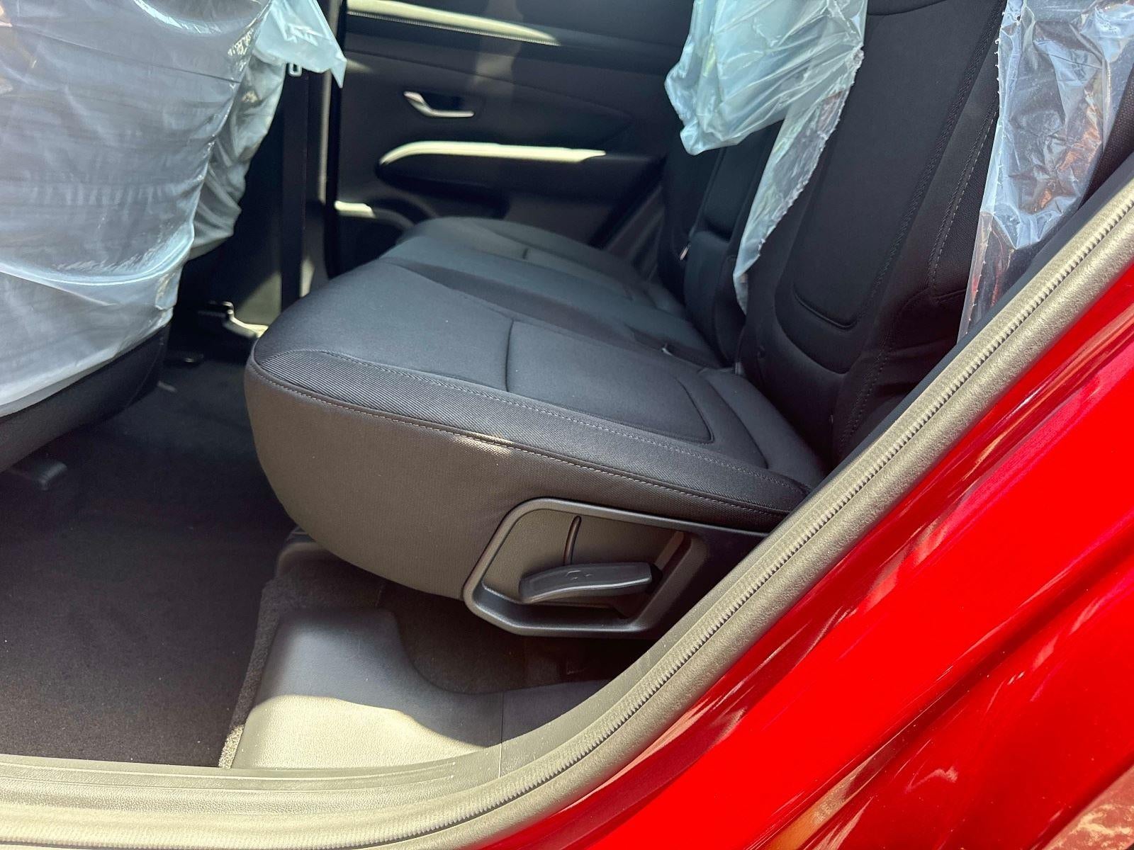 2026 Hyundai TUCSON SE FWD
