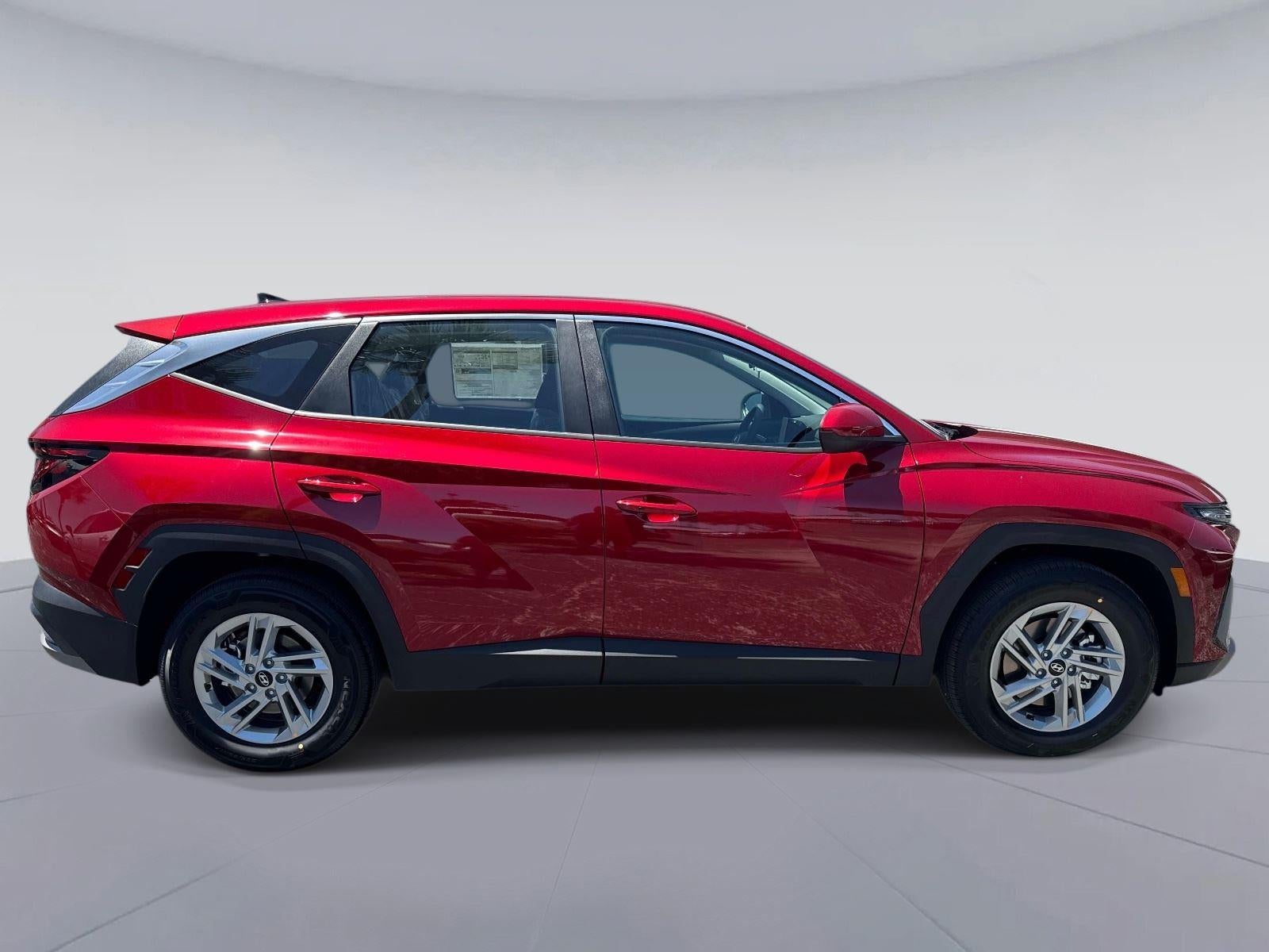 2026 Hyundai TUCSON SE FWD
