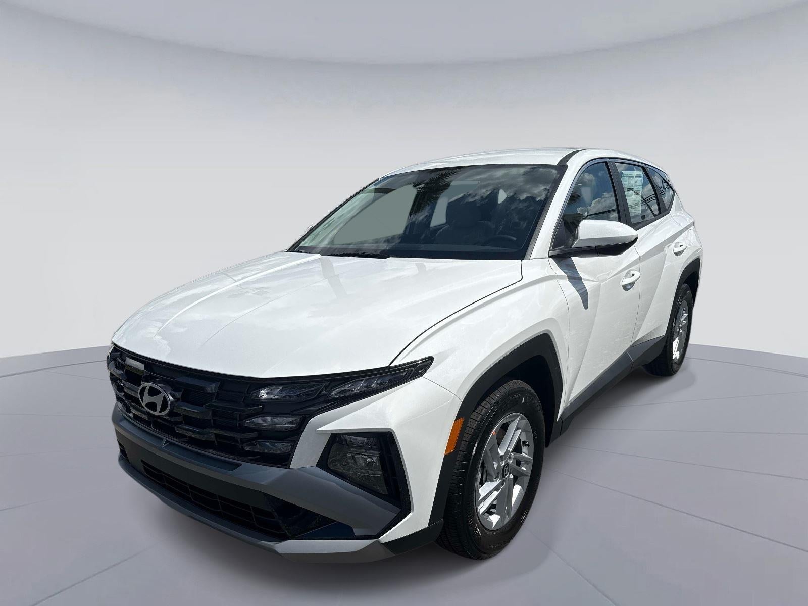 2026 Hyundai TUCSON SE FWD