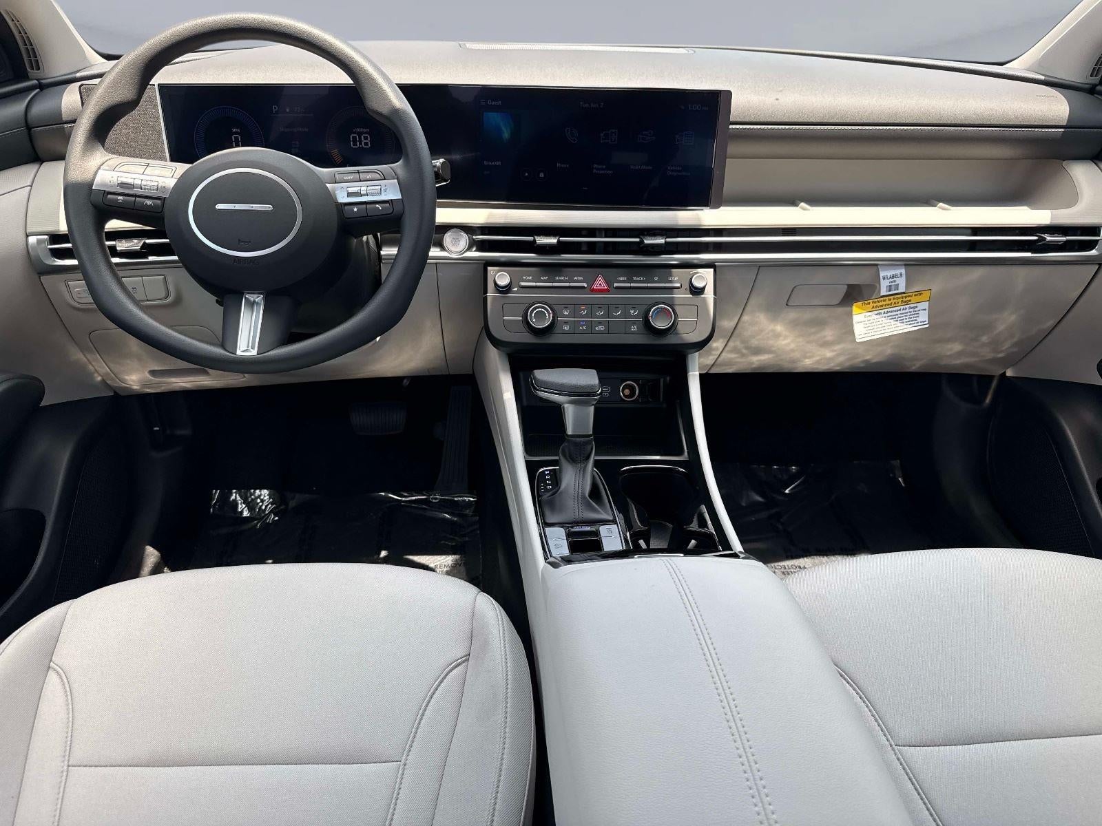 2026 Hyundai TUCSON SE FWD
