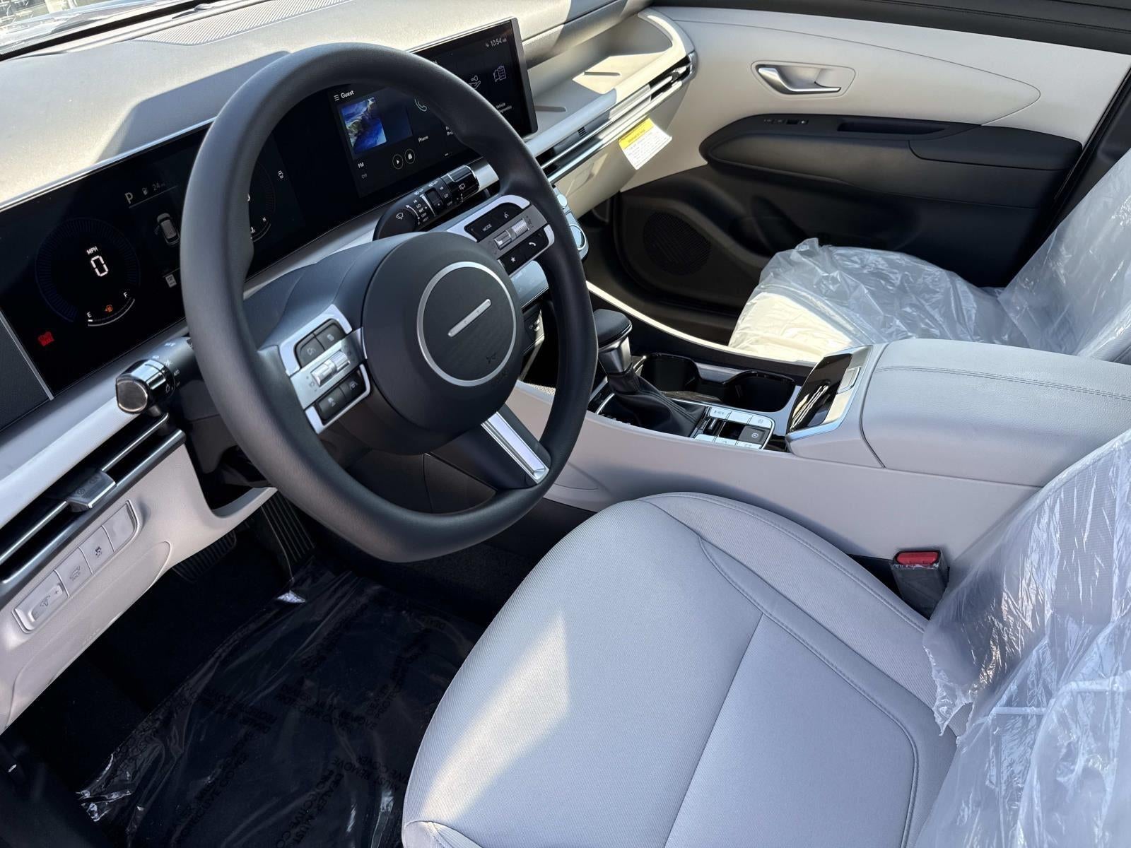 2026 Hyundai TUCSON SEL FWD