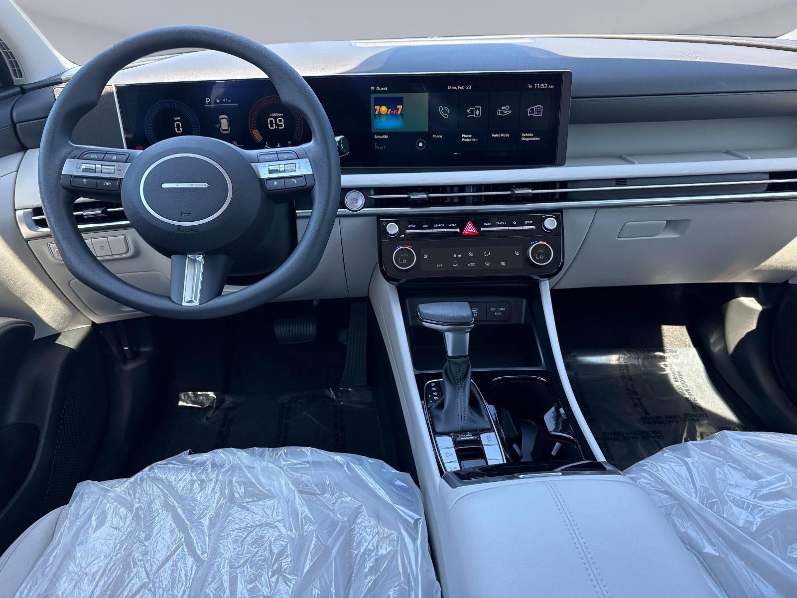 2026 Hyundai TUCSON SEL FWD