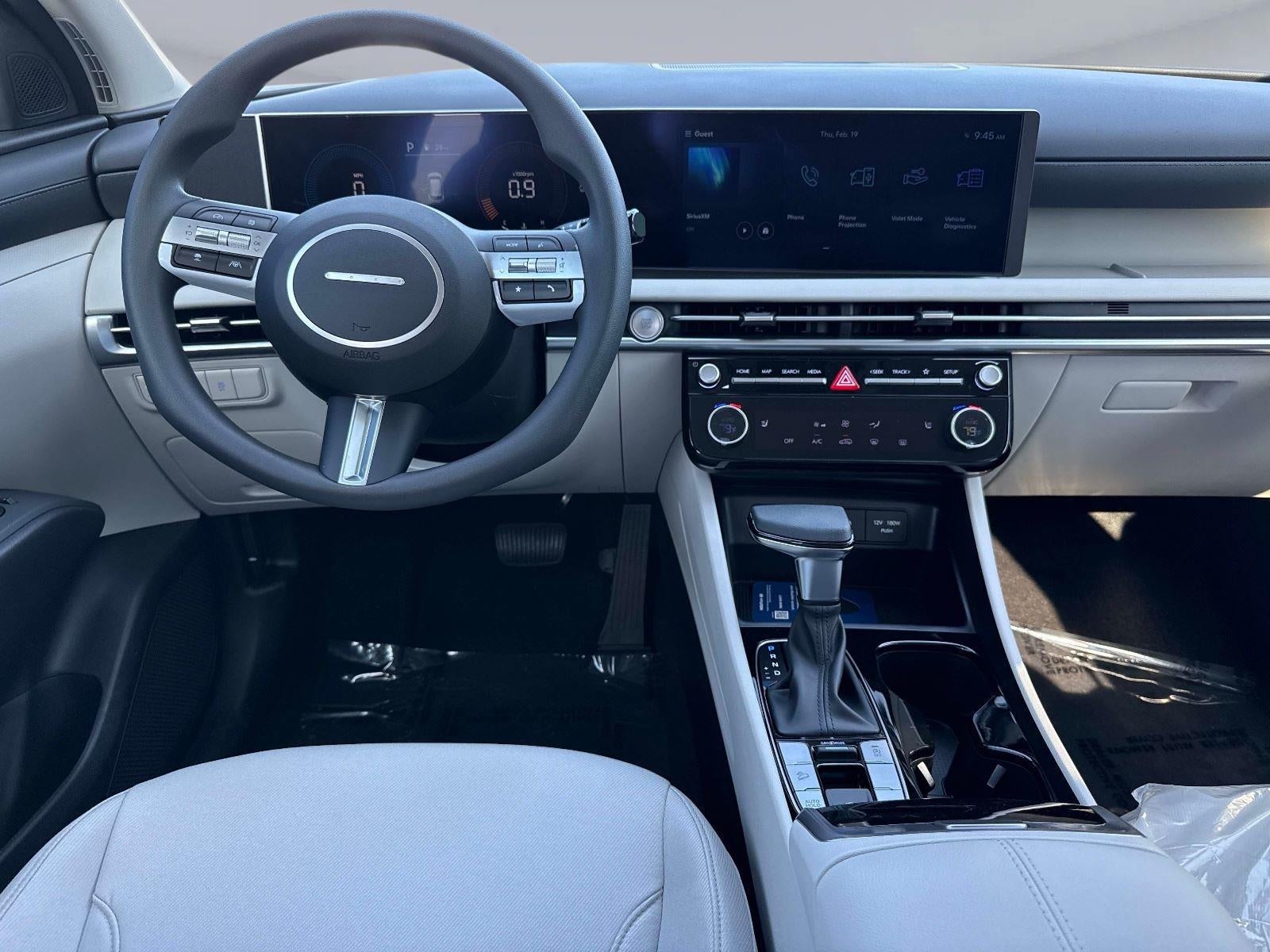 2026 Hyundai TUCSON SEL FWD