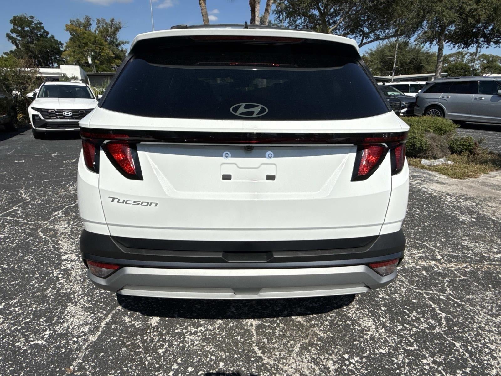 2026 Hyundai TUCSON SEL FWD