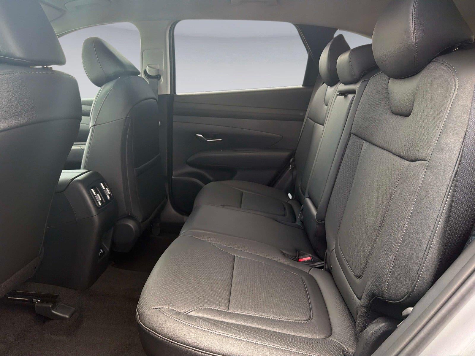 2026 Hyundai TUCSON SEL/SEL SEL Plus FWD