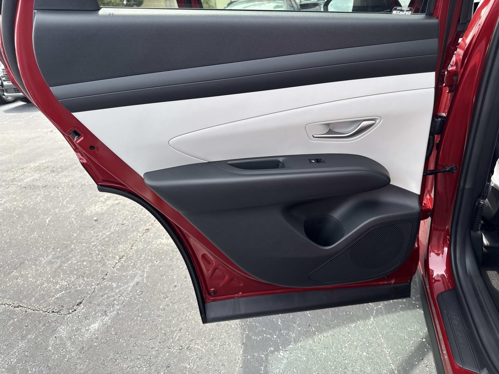 2026 Hyundai TUCSON SEL FWD