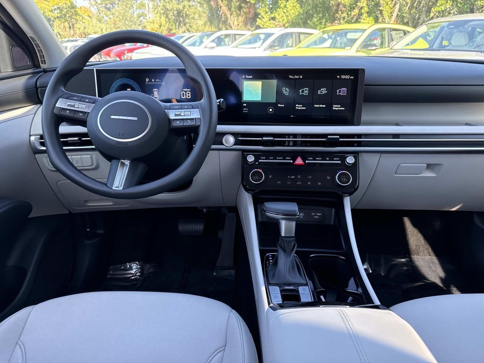 2026 Hyundai TUCSON SEL FWD