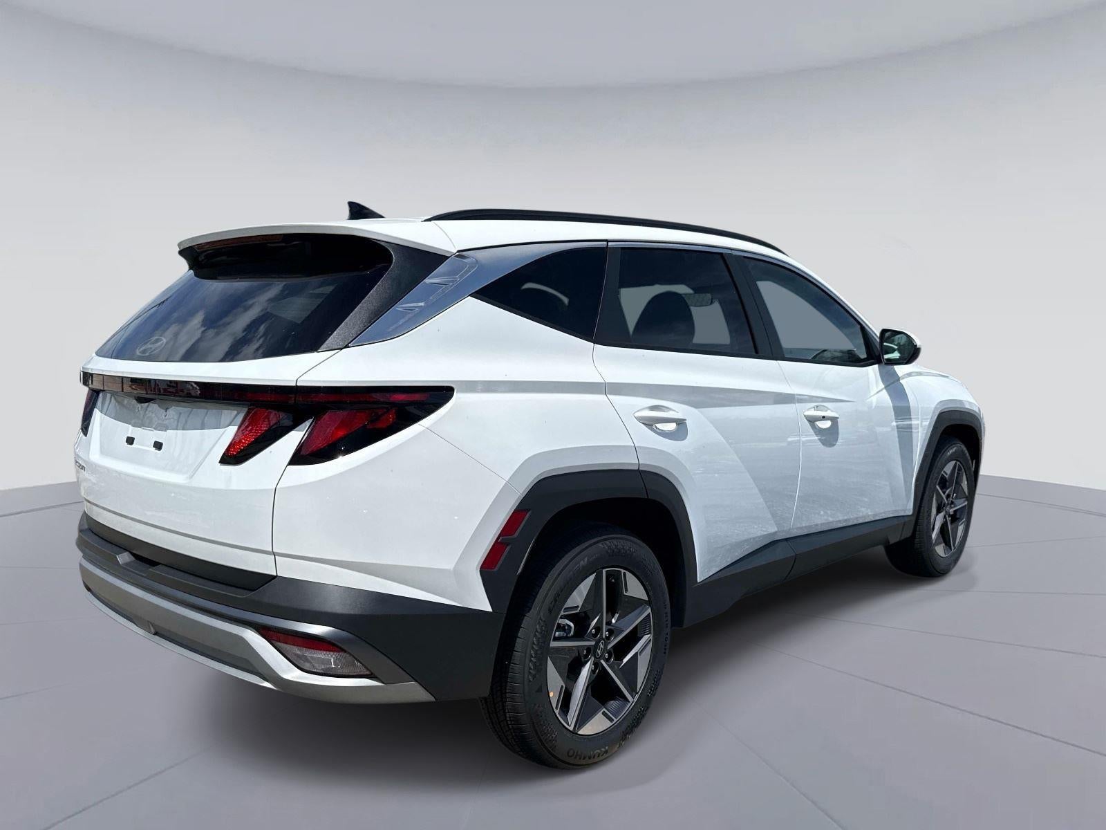 2026 Hyundai TUCSON SEL FWD
