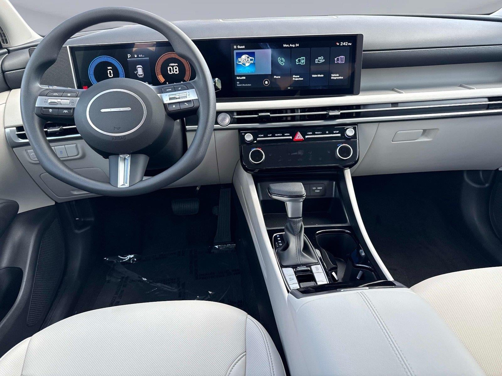 2026 Hyundai TUCSON SEL Plus FWD