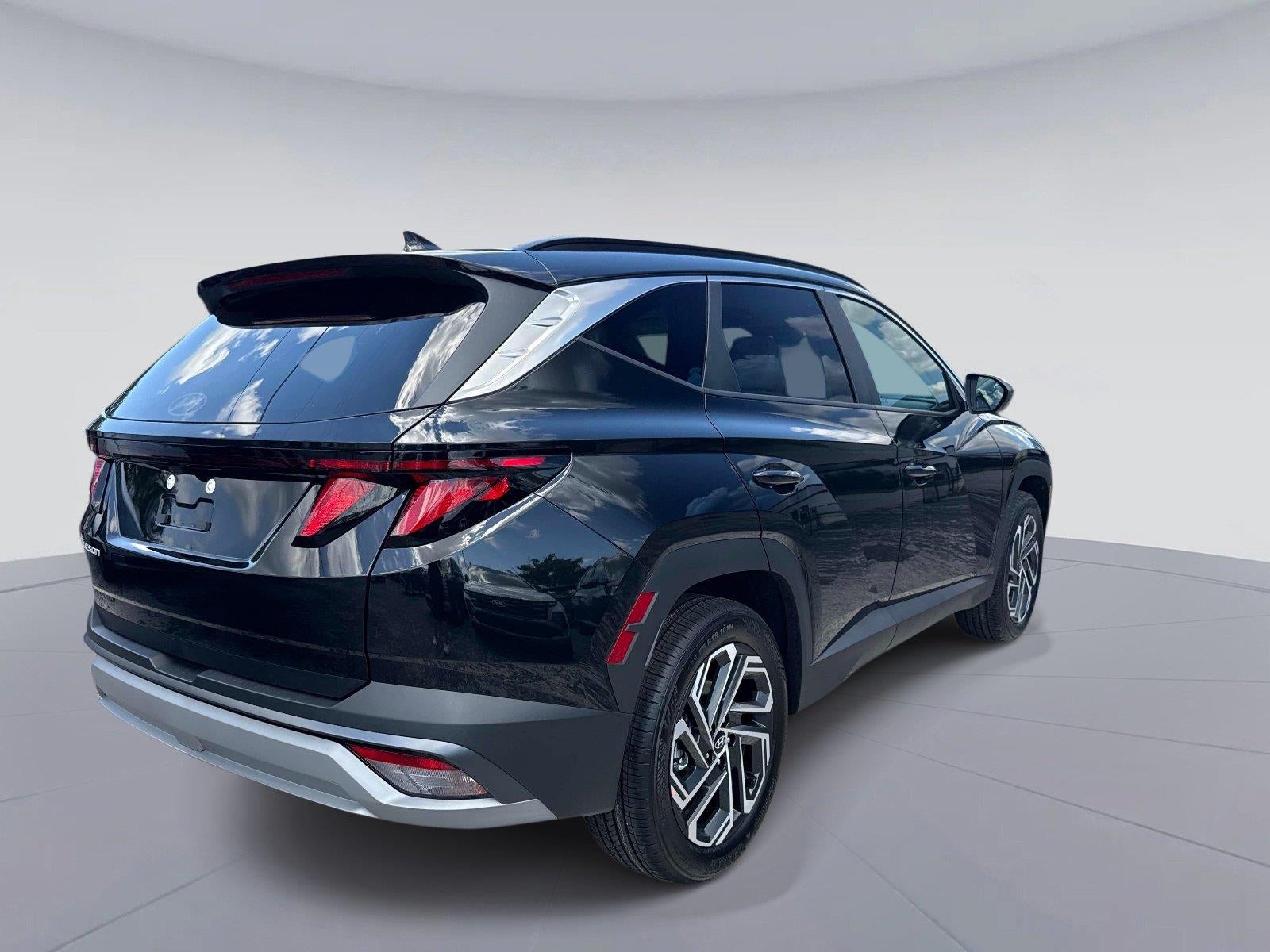 2026 Hyundai TUCSON SEL Plus FWD