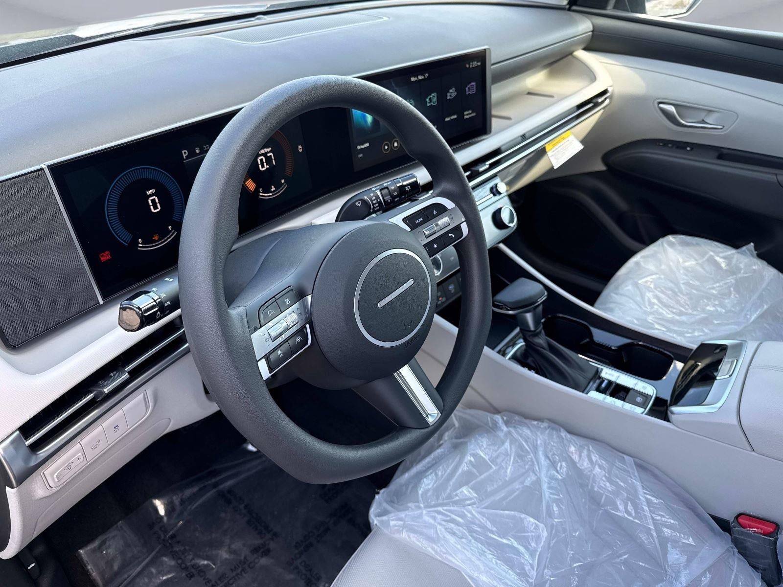 2026 Hyundai TUCSON SEL FWD