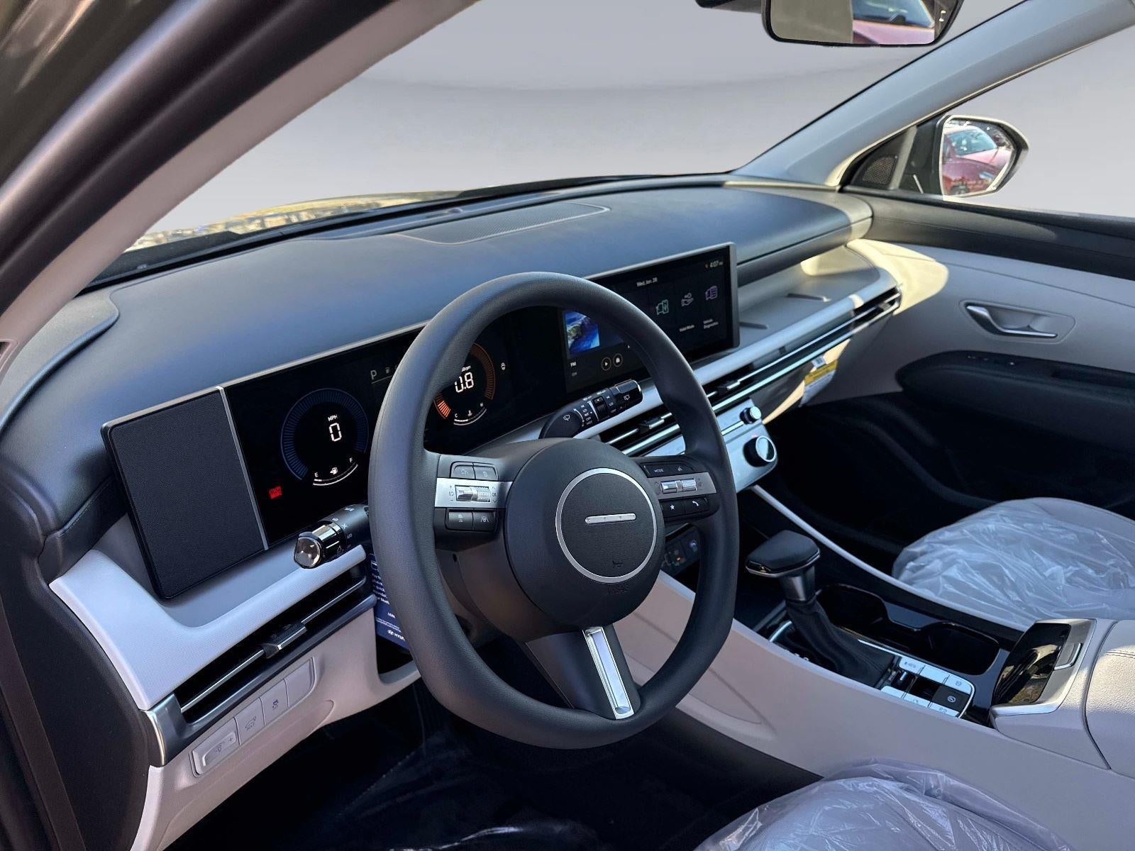 2026 Hyundai TUCSON SEL FWD