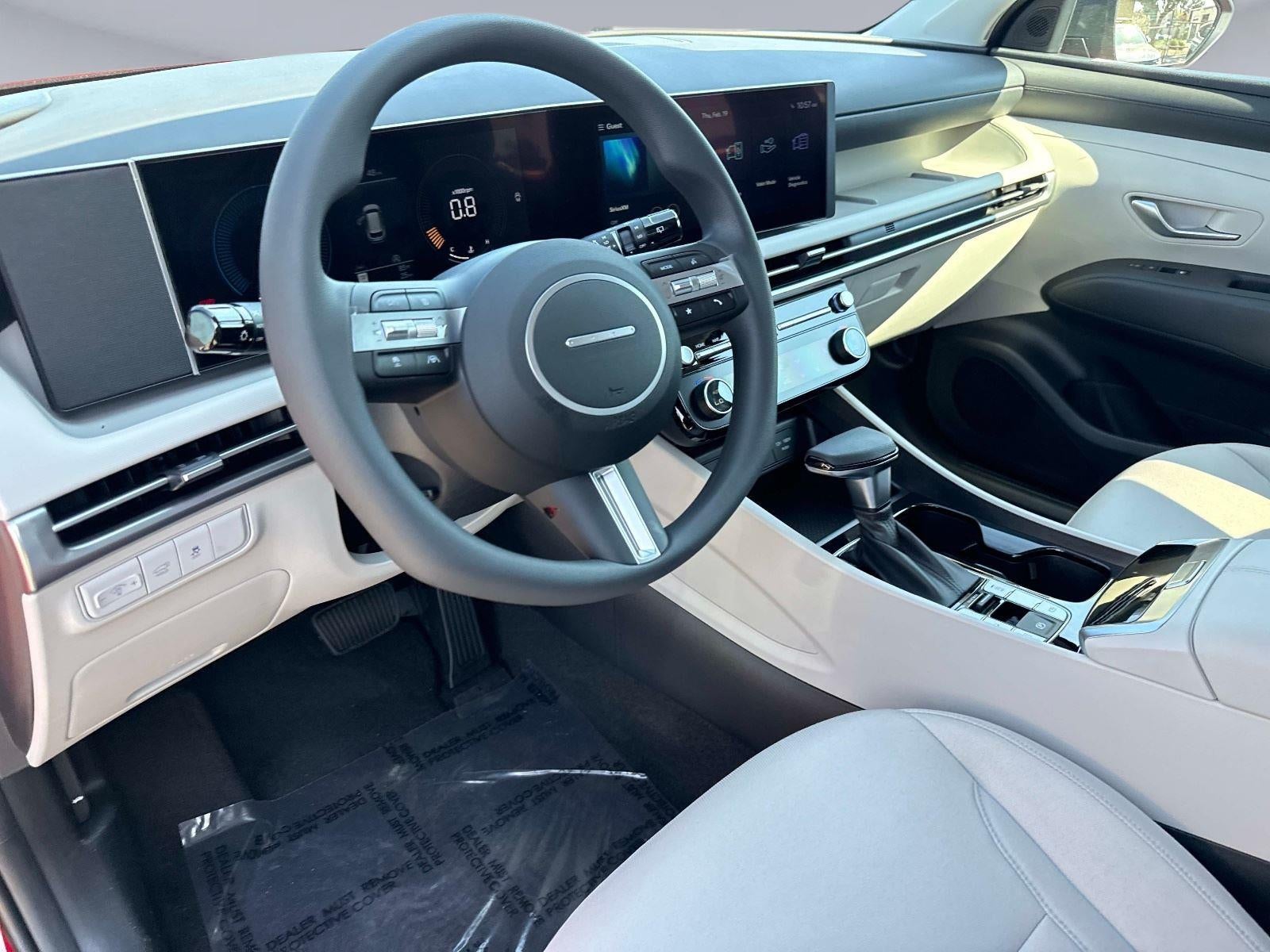 2026 Hyundai TUCSON SEL FWD