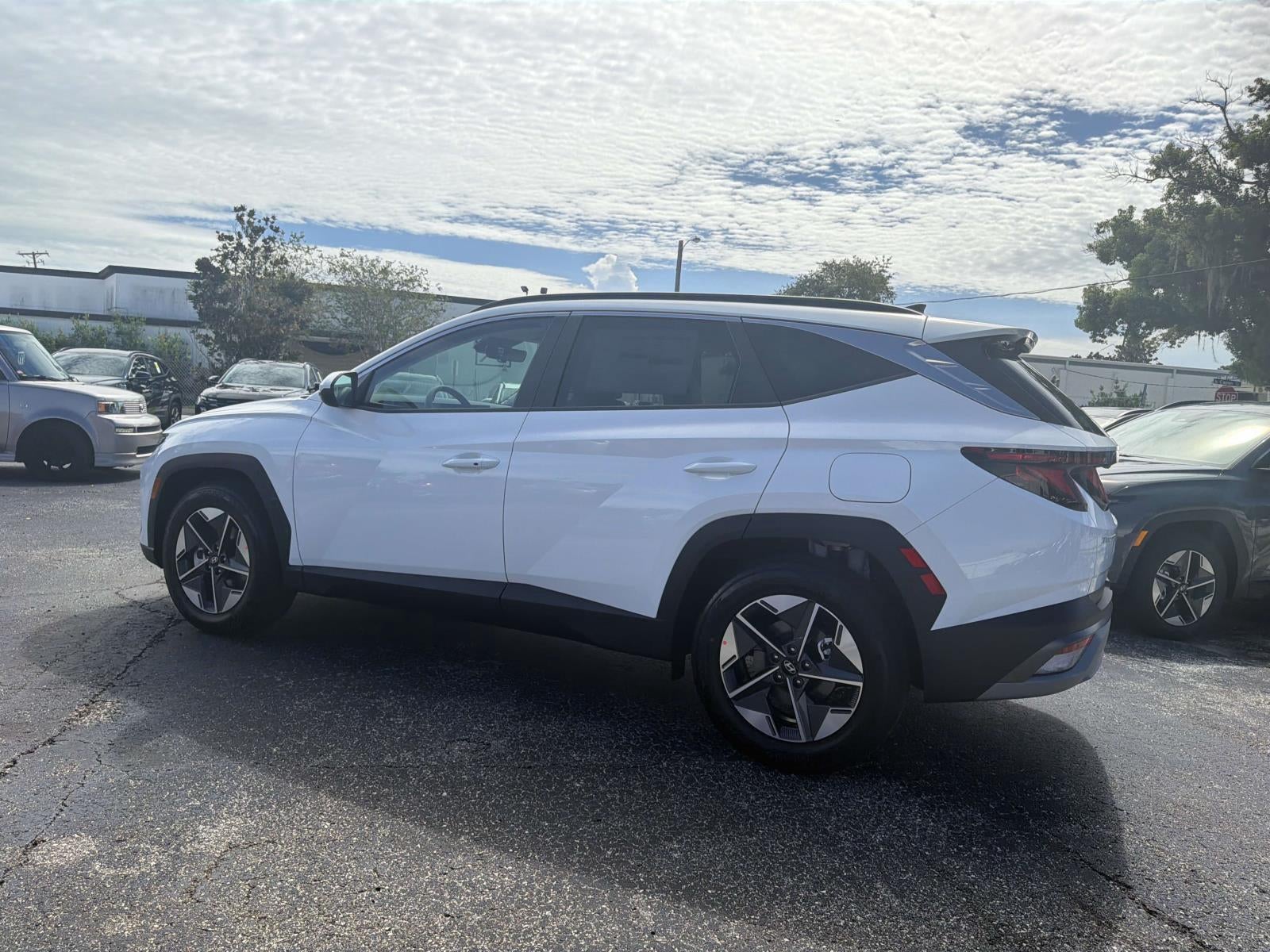 2026 Hyundai TUCSON SEL FWD