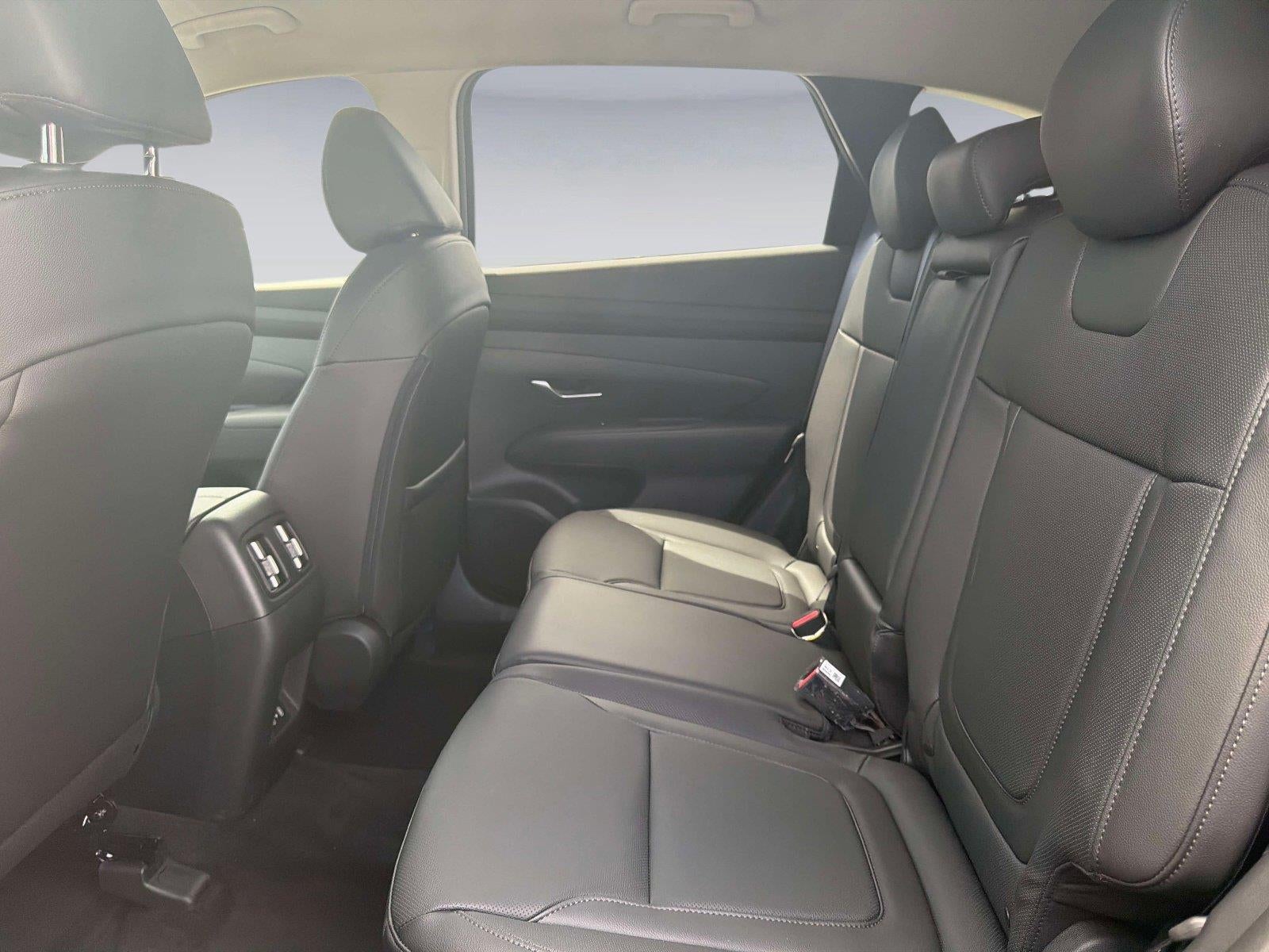 2026 Hyundai TUCSON SEL Premium FWD
