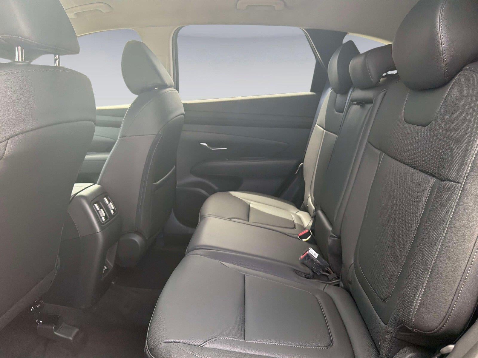 2026 Hyundai TUCSON SEL Premium FWD