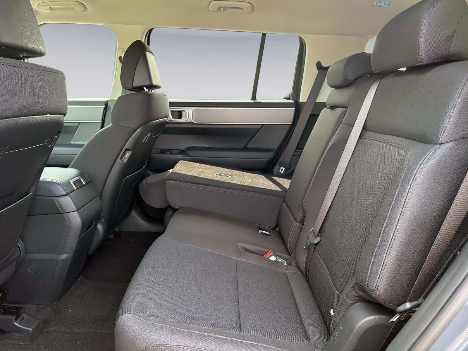 2027 Hyundai SANTA FE SE FWD