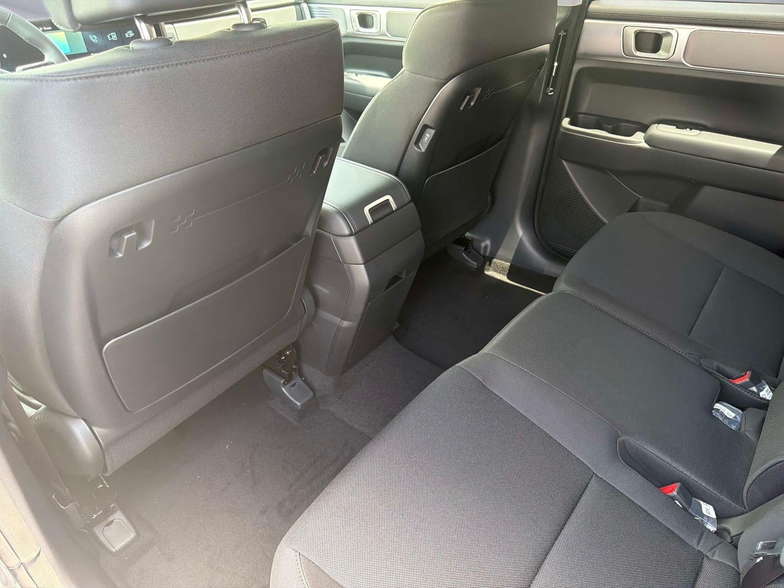 2026 Hyundai SANTA FE SE FWD
