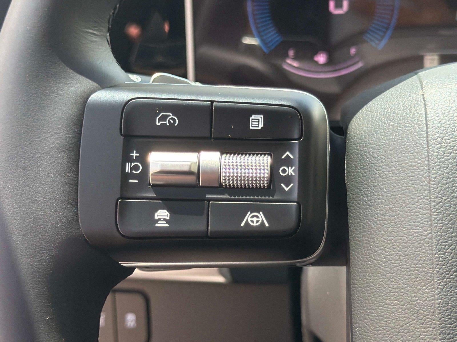 2027 Hyundai SANTA FE SE FWD