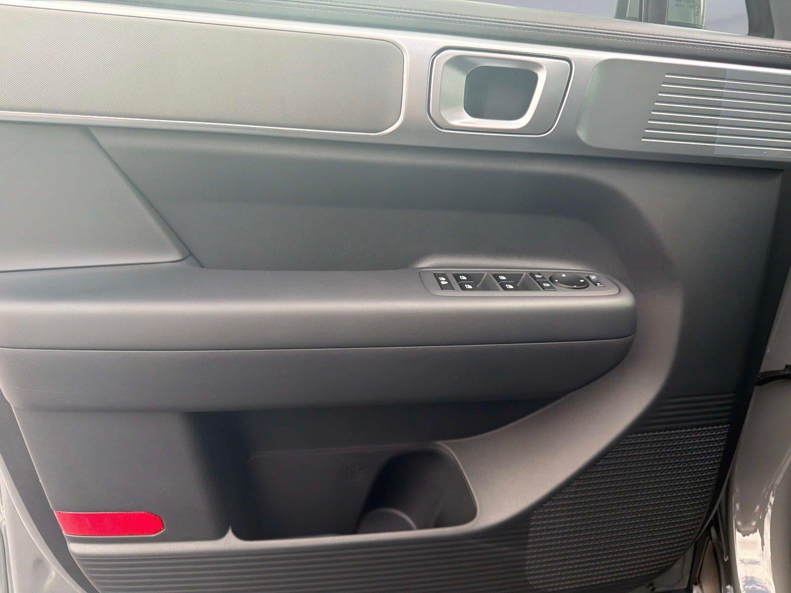 2027 Hyundai SANTA FE SE FWD