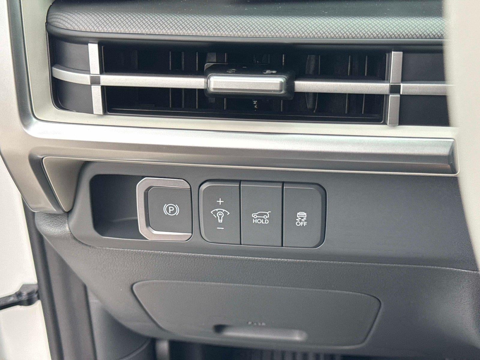 2027 Hyundai SANTA FE SEL FWD
