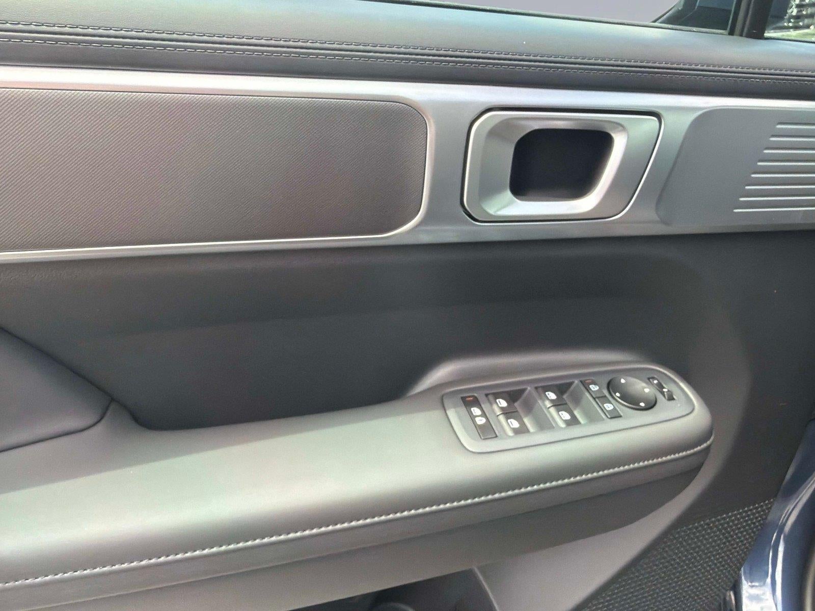 2027 Hyundai SANTA FE SEL FWD