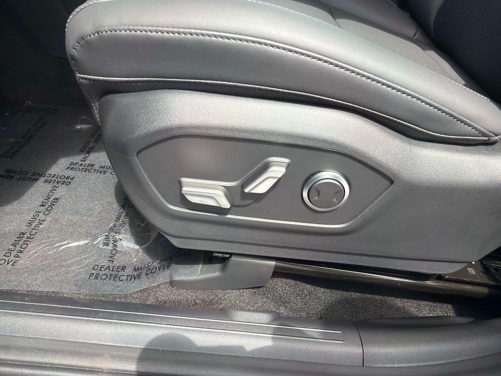 2027 Hyundai SANTA FE SEL FWD