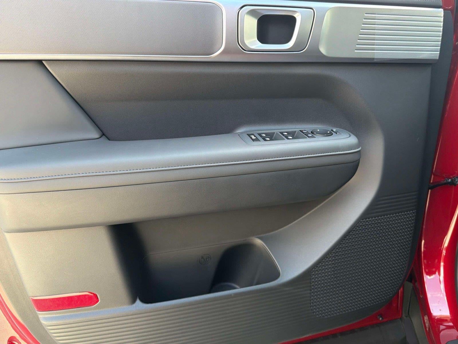 2027 Hyundai SANTA FE SEL FWD