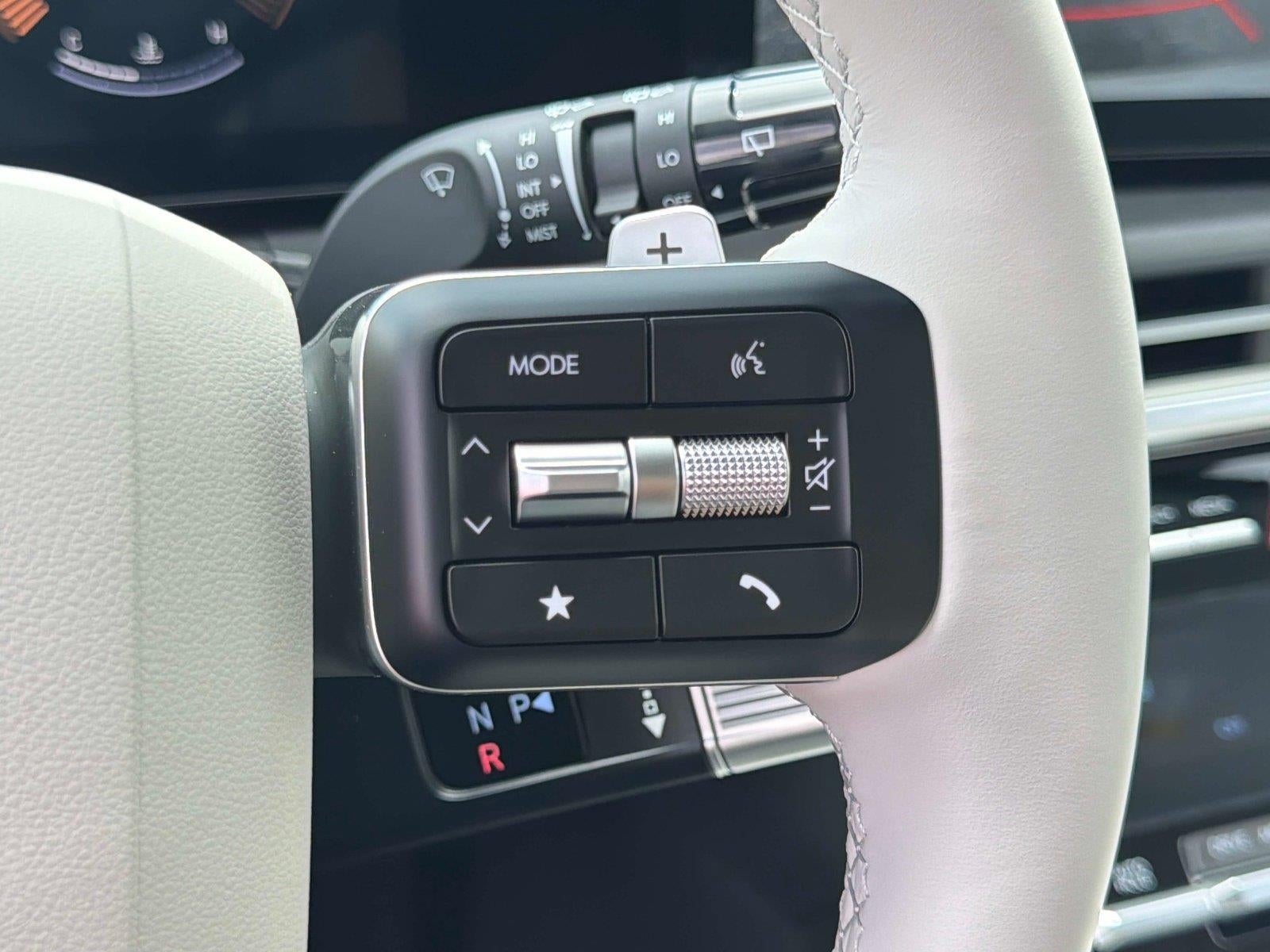 2027 Hyundai SANTA FE SEL FWD