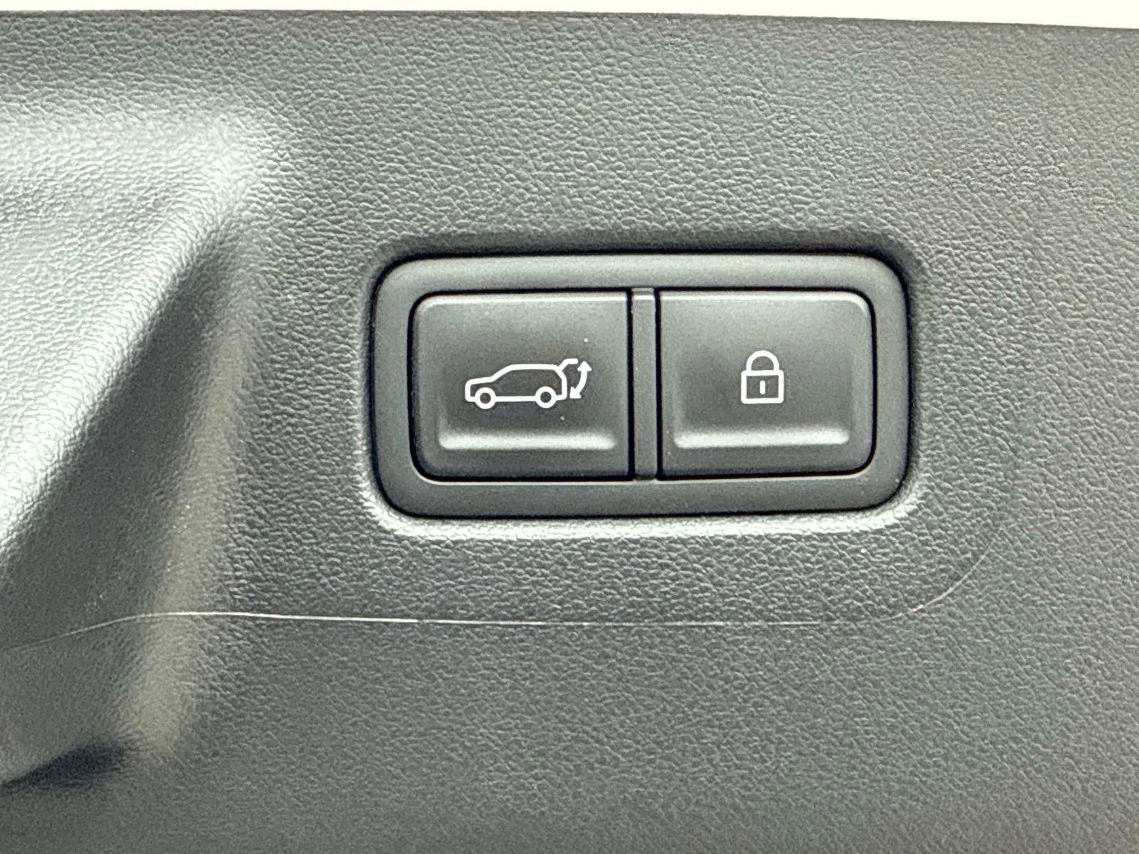 2025 Hyundai SANTA FE SEL FWD