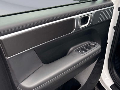 2025 Hyundai SANTA FE SEL FWD