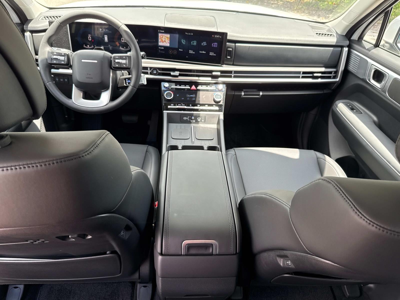 2025 Hyundai SANTA FE SEL FWD