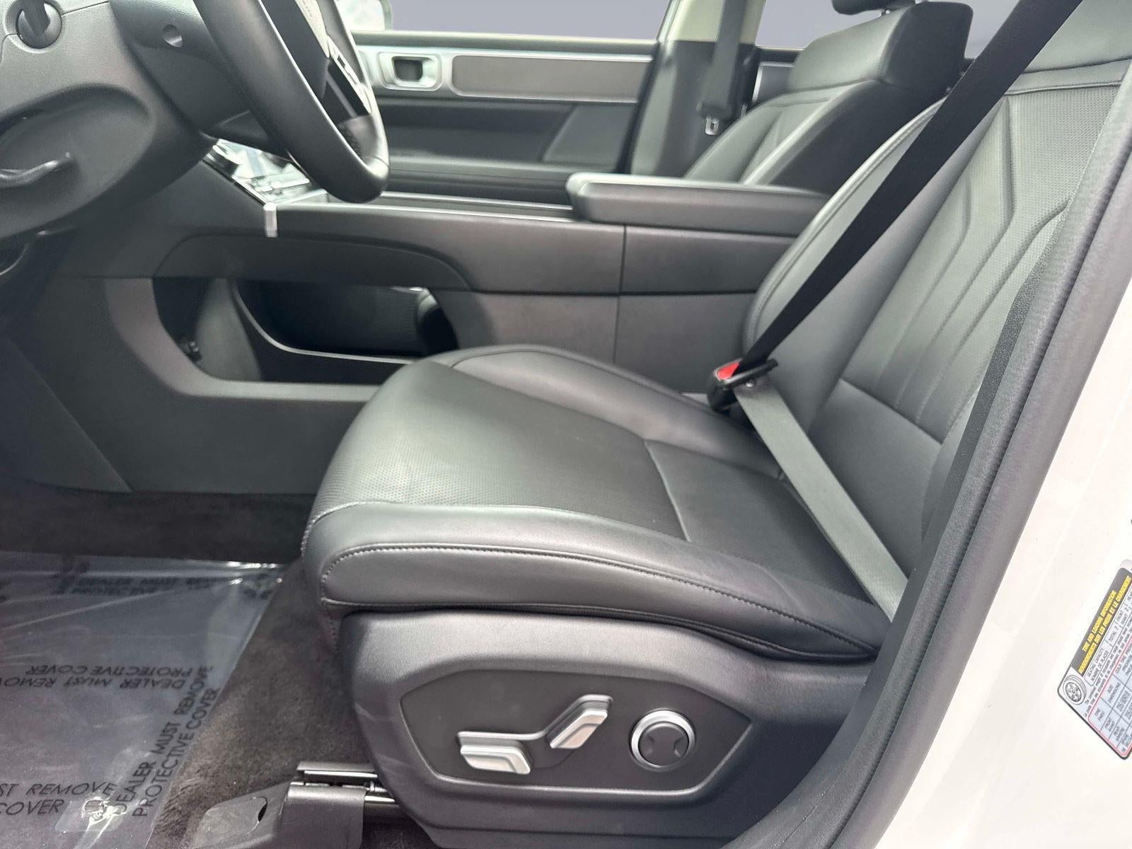 2025 Hyundai SANTA FE SEL FWD