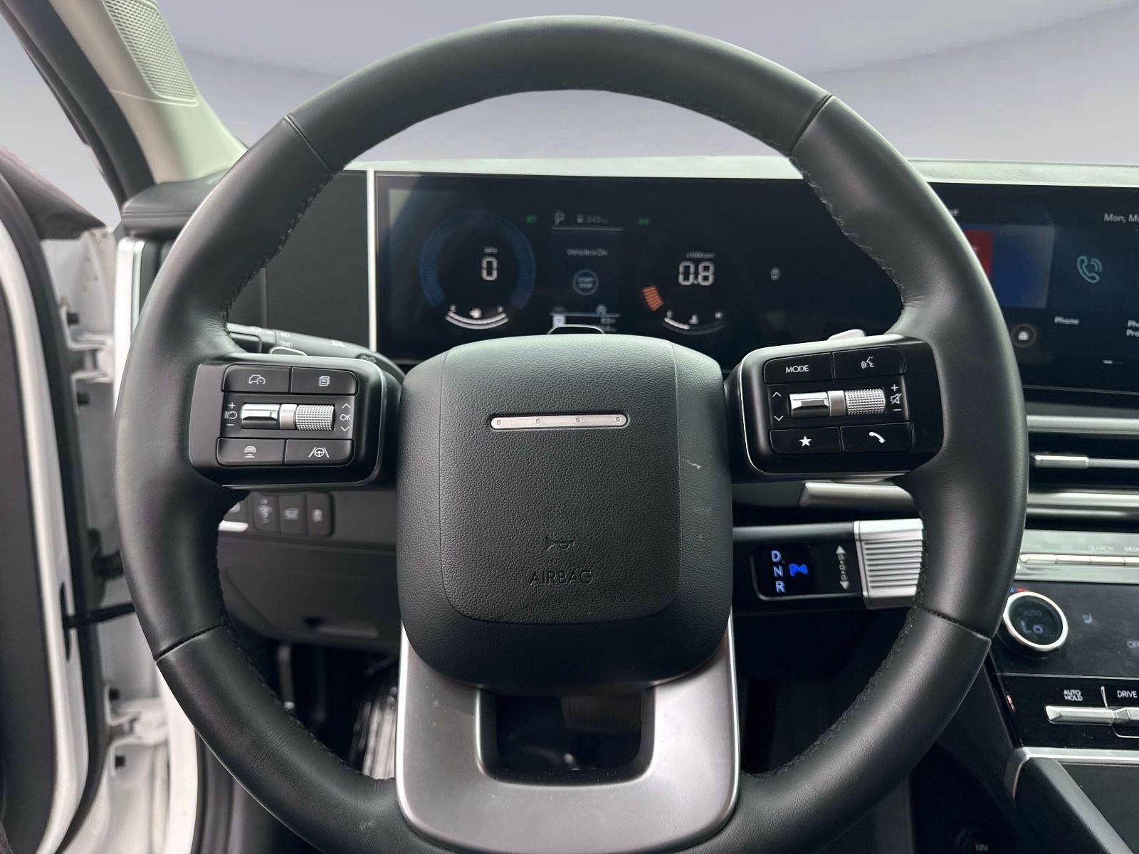 2025 Hyundai SANTA FE SEL FWD