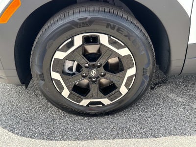 2025 Hyundai SANTA FE SEL FWD