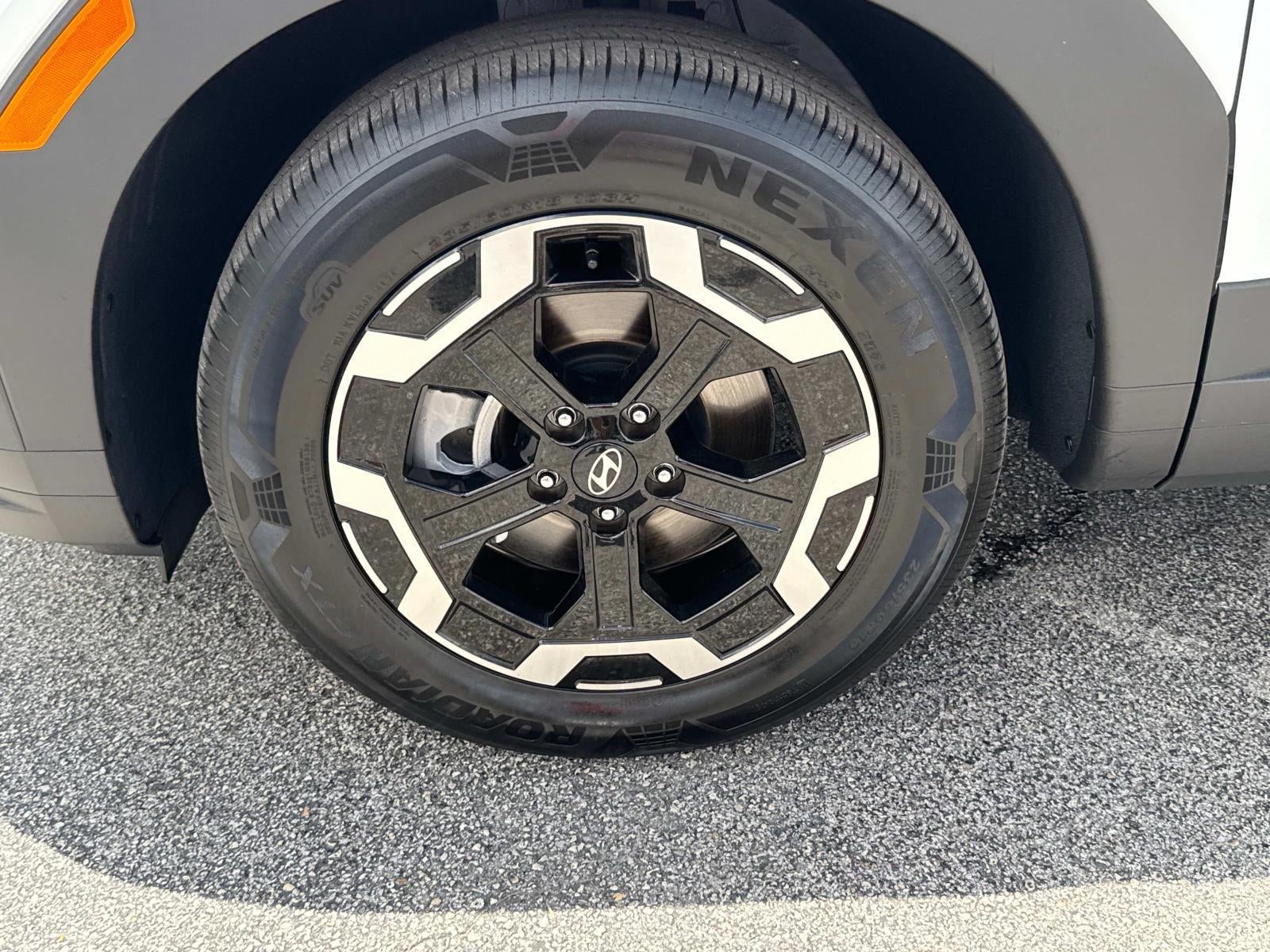 2025 Hyundai SANTA FE SEL FWD