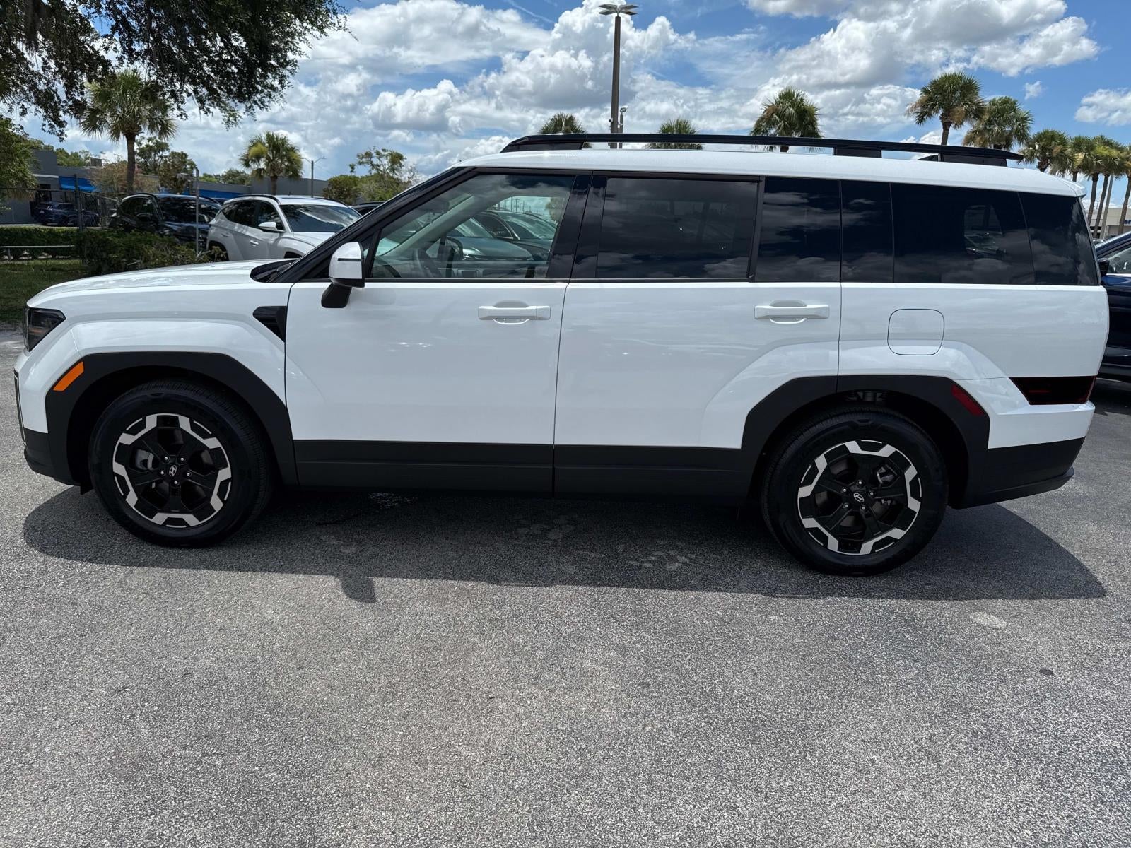 2025 Hyundai SANTA FE SEL FWD