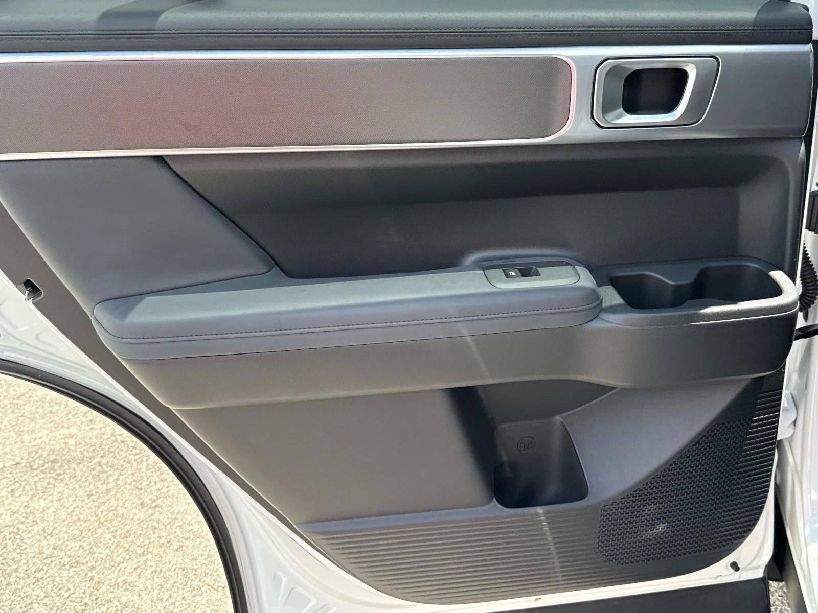 2025 Hyundai SANTA FE SEL FWD