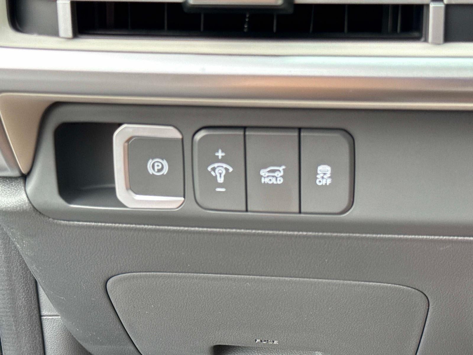 2026 Hyundai SANTA FE SEL FWD