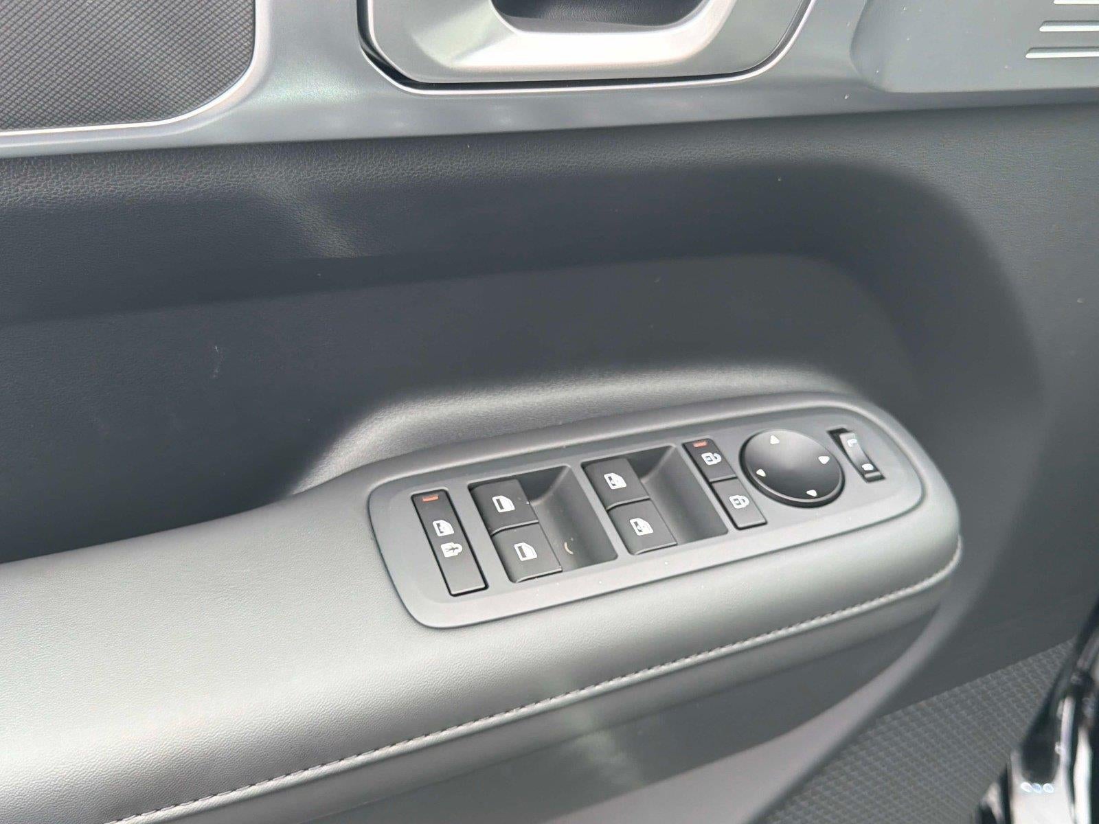2027 Hyundai SANTA FE SEL FWD